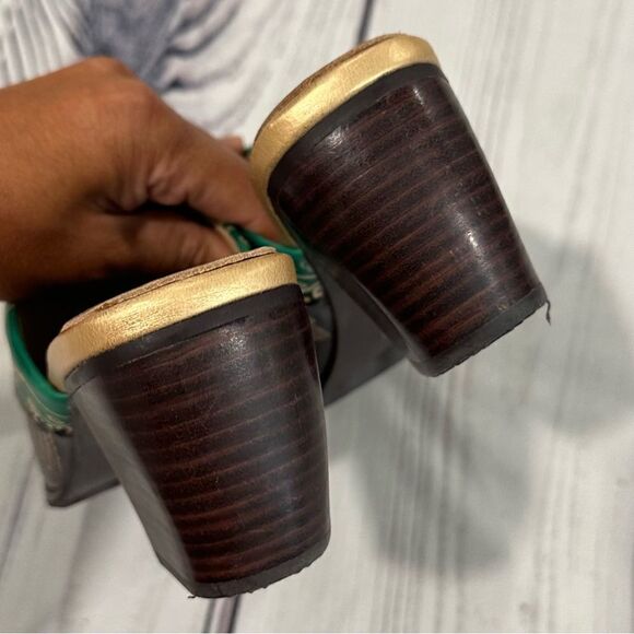 Elite by Corky's Shoes Womens 7 Scroll Leather Heeled Mules Green Brown Tan - Picture 7 of 8